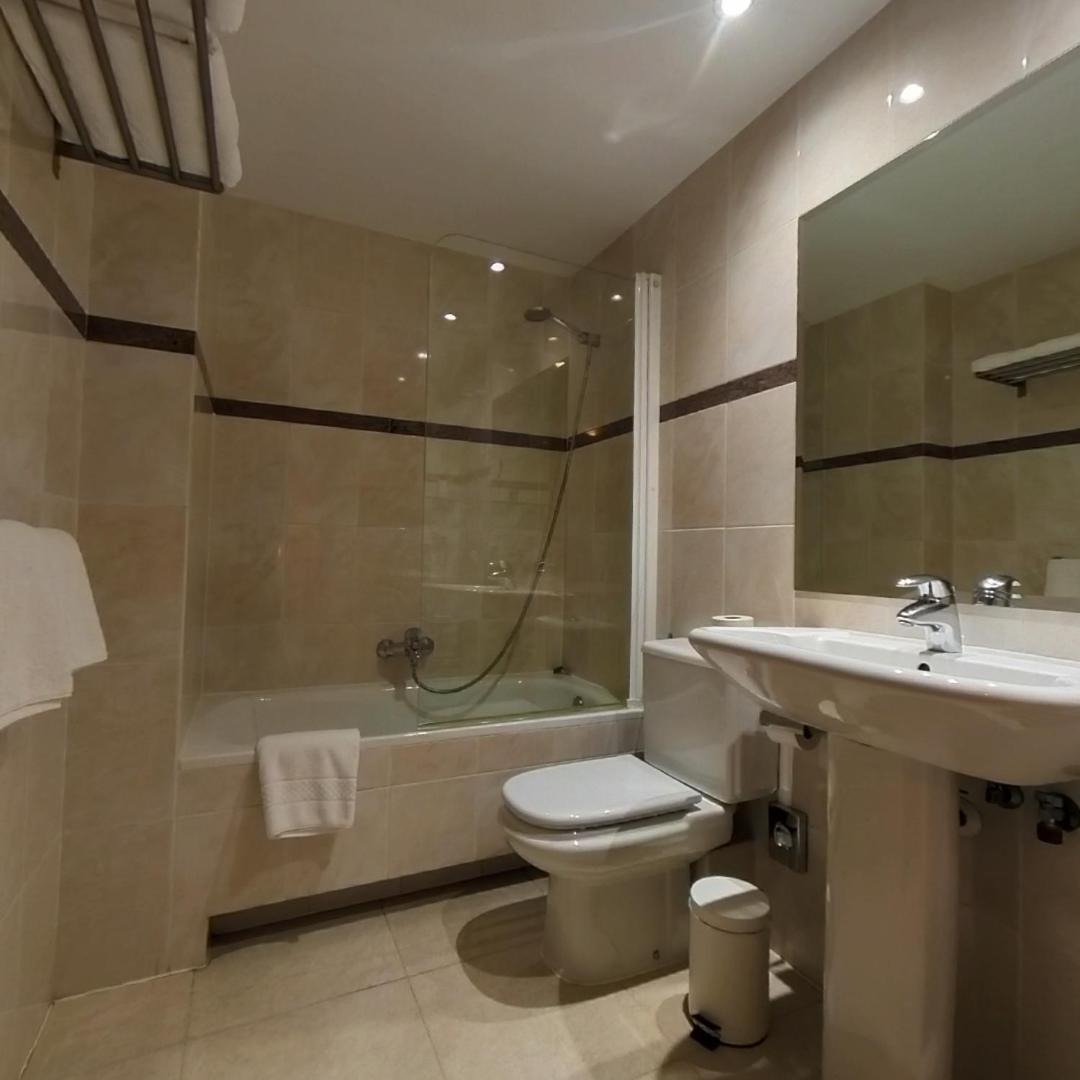 Hotel Cubil ปาสเดลากาซา ภายนอก รูปภาพ